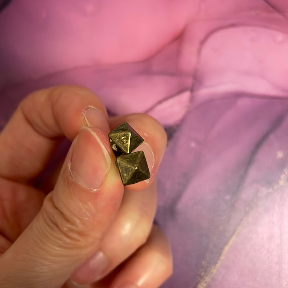 Bronze Pyramid Studs